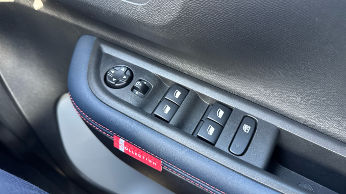 Citroen C3 1.2 Hybrid [110] Collection 5dr e-DCS6 Petrol Hatchback - Image 26